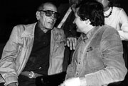 El cineasta Luis Buñuel y Homero Aridjis en 1982