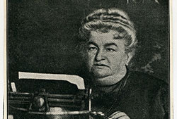 Retrato de Emilia Pardo Bazán ante su máquina de escribir, 1921 (Fuente: Galiciana. Arquivo Dixital de Galicia).