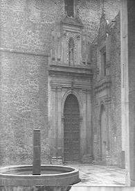 Fotografía de la entrada a la Iglesia de Jesús, en México, fundada por Hernán Cortés | Biblioteca Virtual Miguel de Cervantes