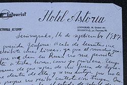 Tarjeta postal manuscrita desde Leningrado, Hotel Astoria.