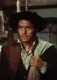 Amanecer en Puerta Oscura (1957). [Secuencia] / director José María Forqué ; guionistas José María Forqué y Alfonso Sastre | Biblioteca Virtual Miguel de Cervantes